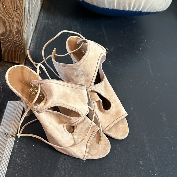 Beautiful sexy heals. Past husband bought me never worn. Love ♥️ - Picture 2 of 5